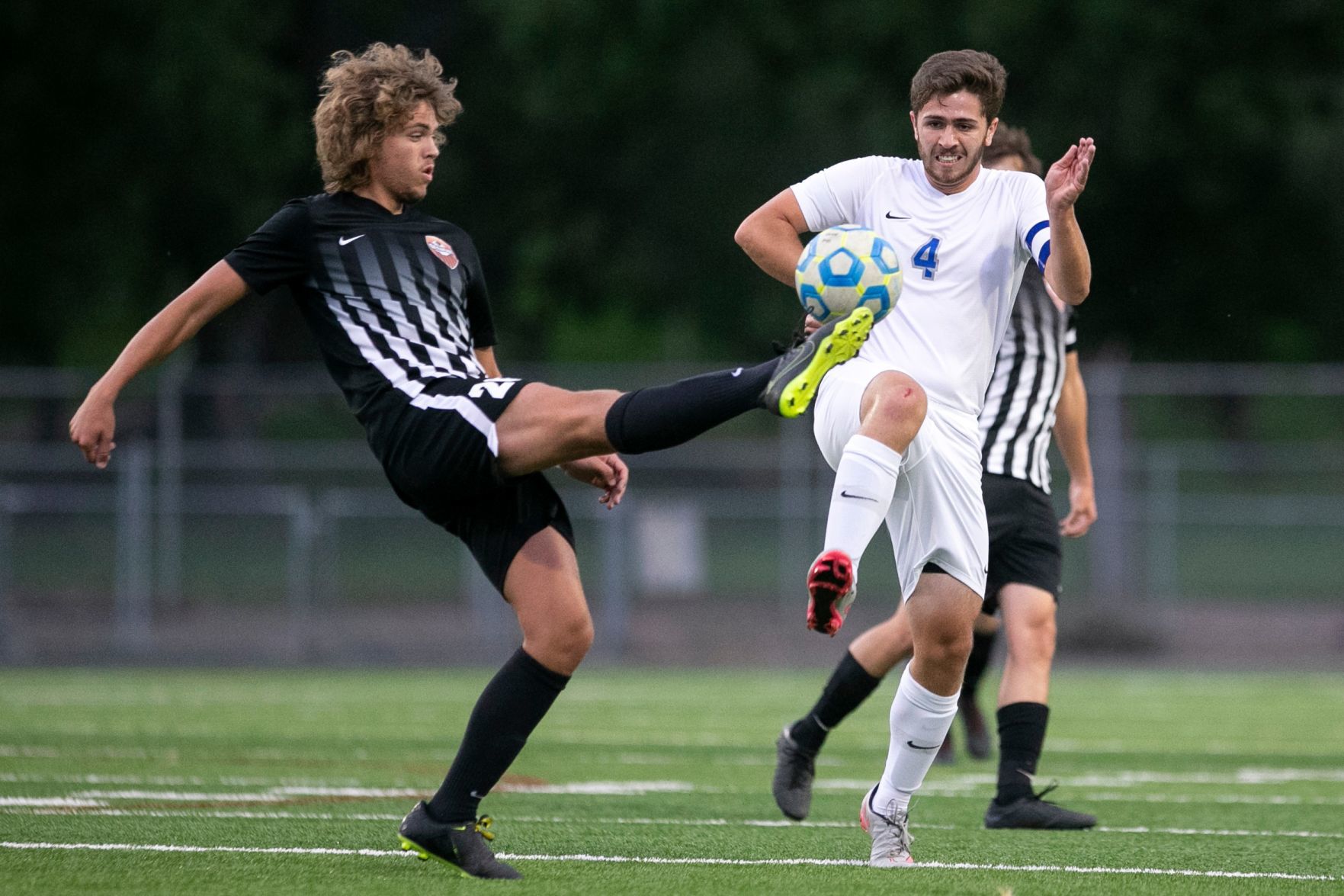 Senior and Skyview boys face off